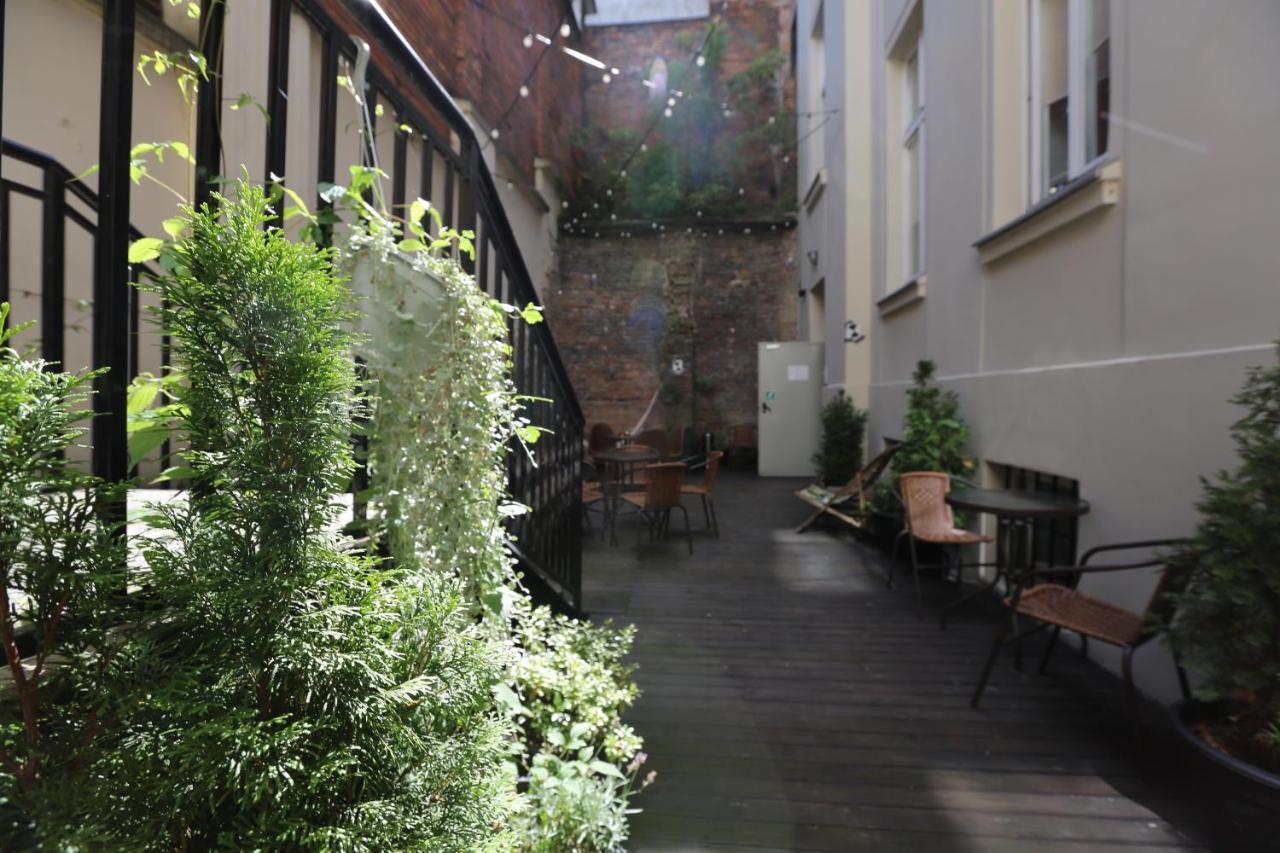 Deja Vu Hostel Warschau Buitenkant foto