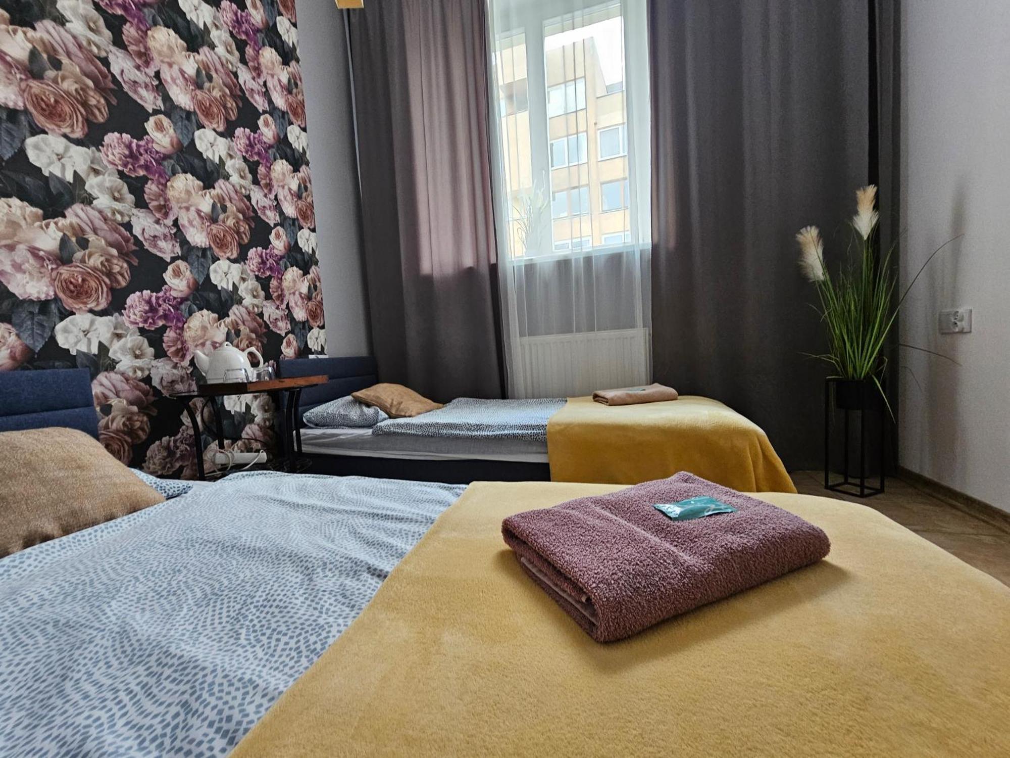 Deja Vu Hostel Warschau Buitenkant foto